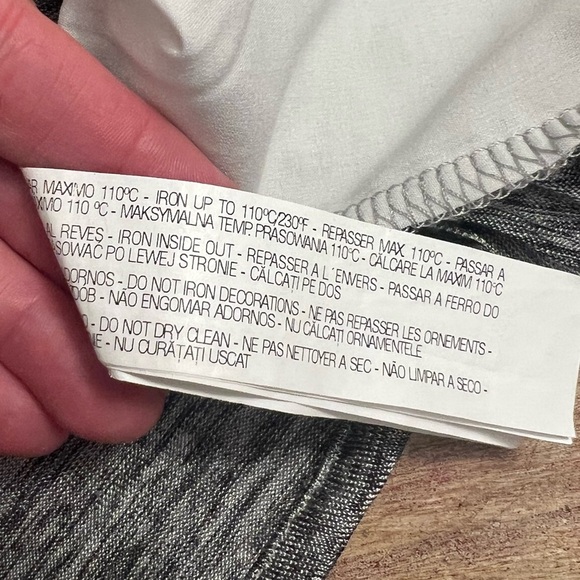 Zara, Graphic Long Sleeve Shirt W/Quote, Lightweight,Vacation Perfect, Size S - Picture 6 of 11